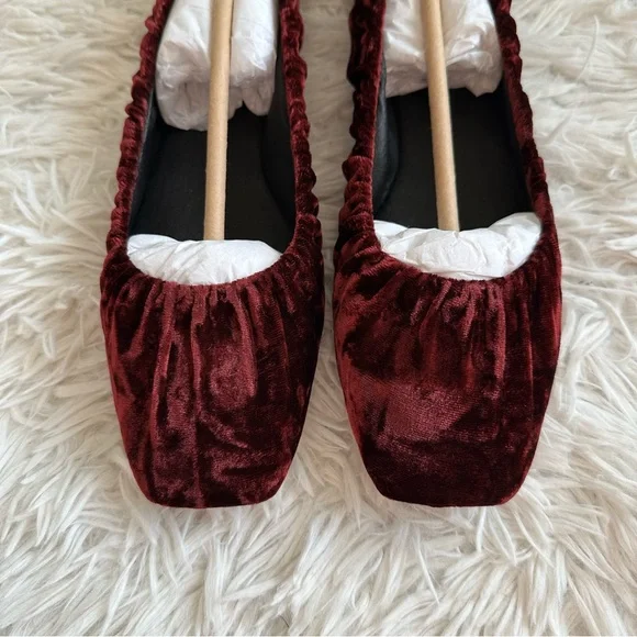 Vince Camuto Verline Mary Jane Square Ballet Flat Red Crushed Velvet Size 6 - Picture 2 of 6